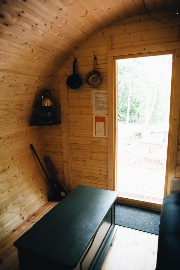 Penbedw Uchaf Estate - Rural Retreats, Tennis Mold Exterior photo